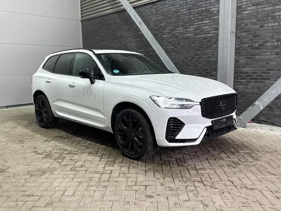 Volvo XC60 (2026) — foto 1