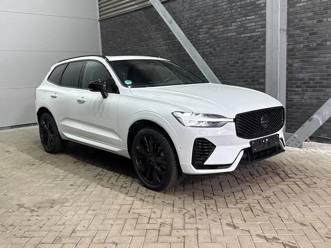 Volvo XC60 (2026) — foto 1
