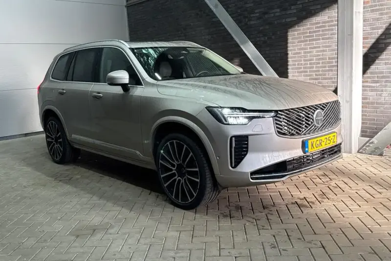 Volvo XC90 (2026)