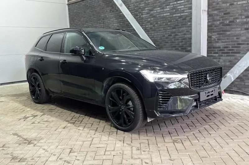 Volvo XC60 (2025)