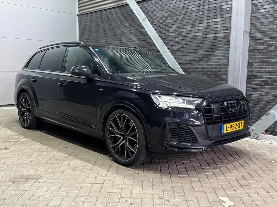 Audi Q7 (2021) — foto 1