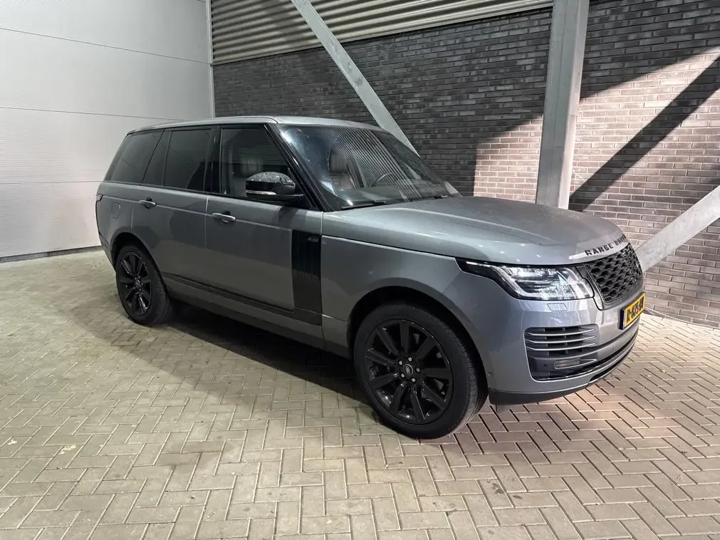 Land Rover Range Rover (2021) — foto 1