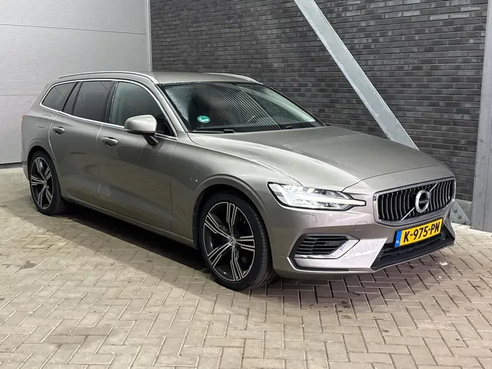 Volvo V60 (2020) — foto 1