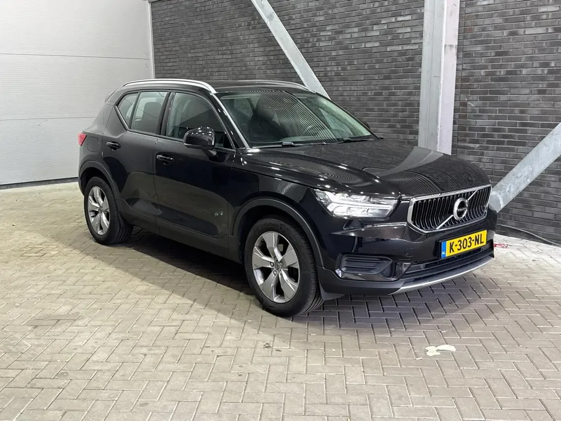 Volvo XC40 (2020) — foto 1