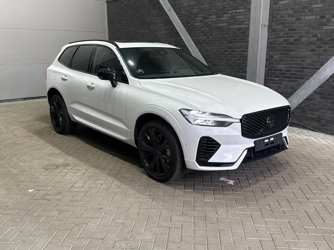 Volvo XC60 (2026) — foto 1