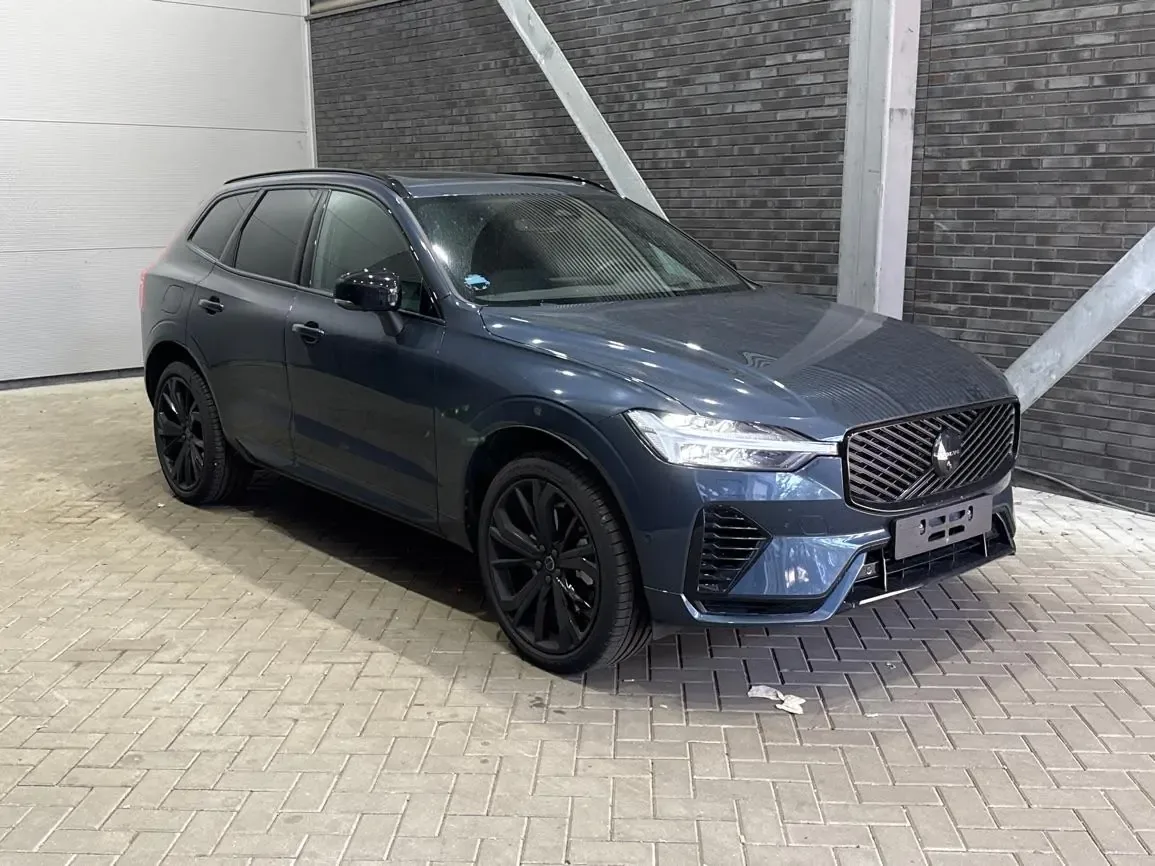 Volvo XC60 (2026) — foto 1