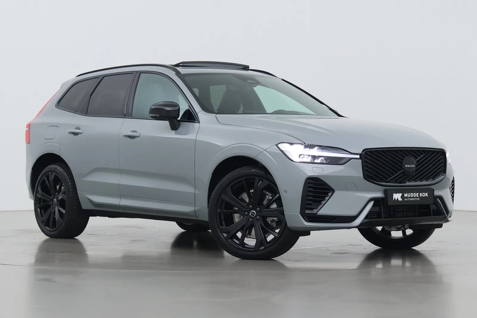 Volvo XC60 (2026) — foto 1