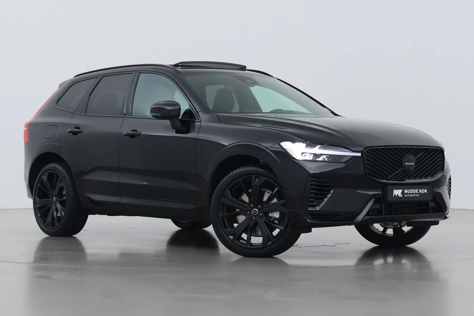 Volvo XC60 (2026) — foto 1