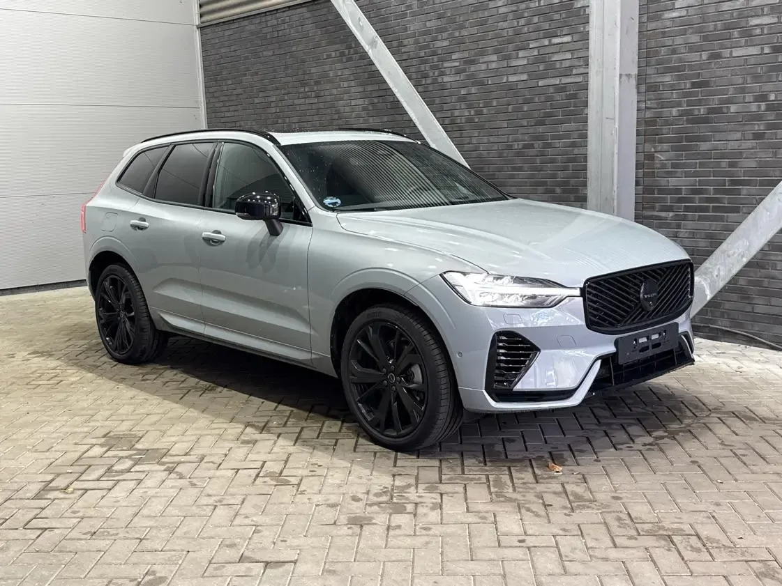 Volvo XC60 (2026) — foto 1