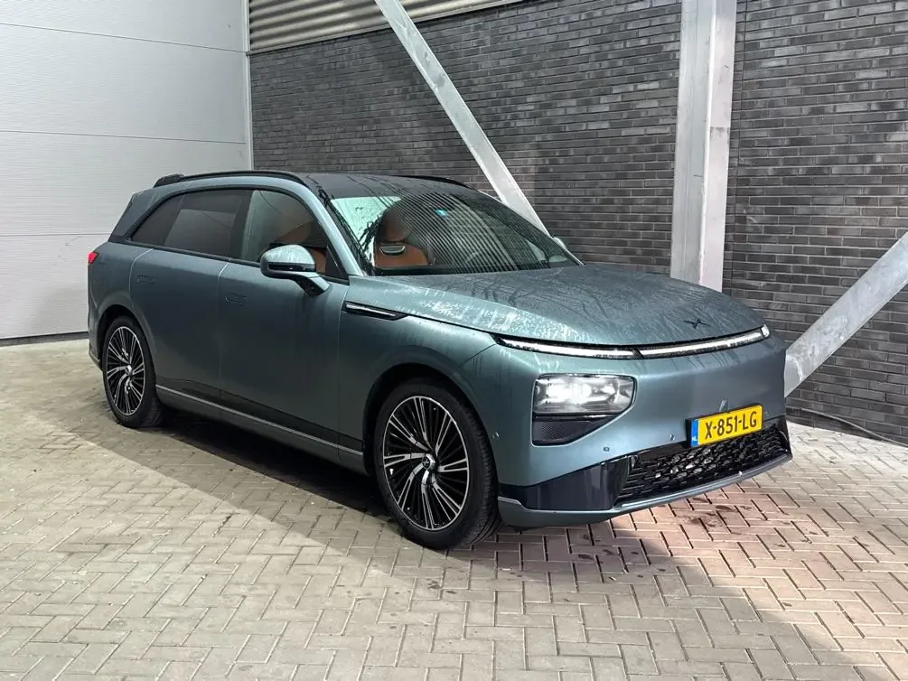 XPENG G9 (2024) — foto 1