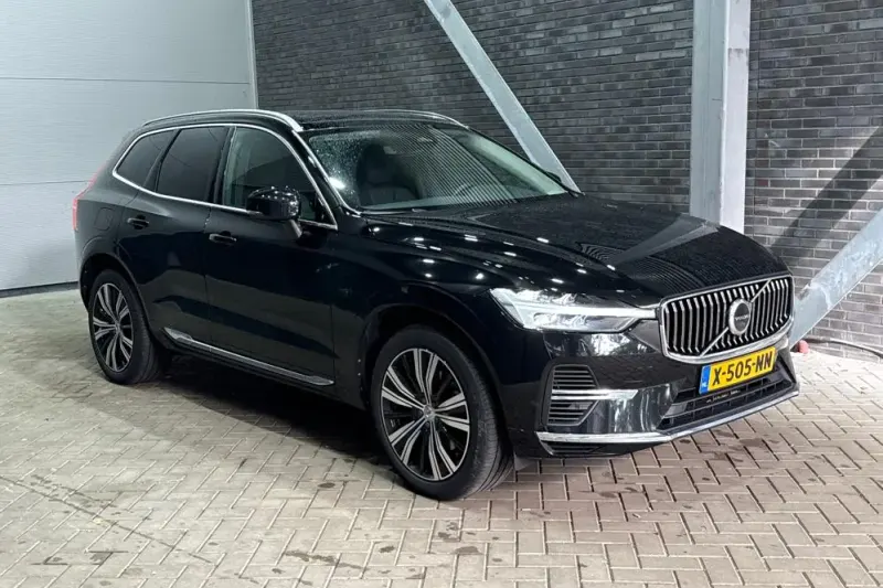 Volvo XC60 (2023)