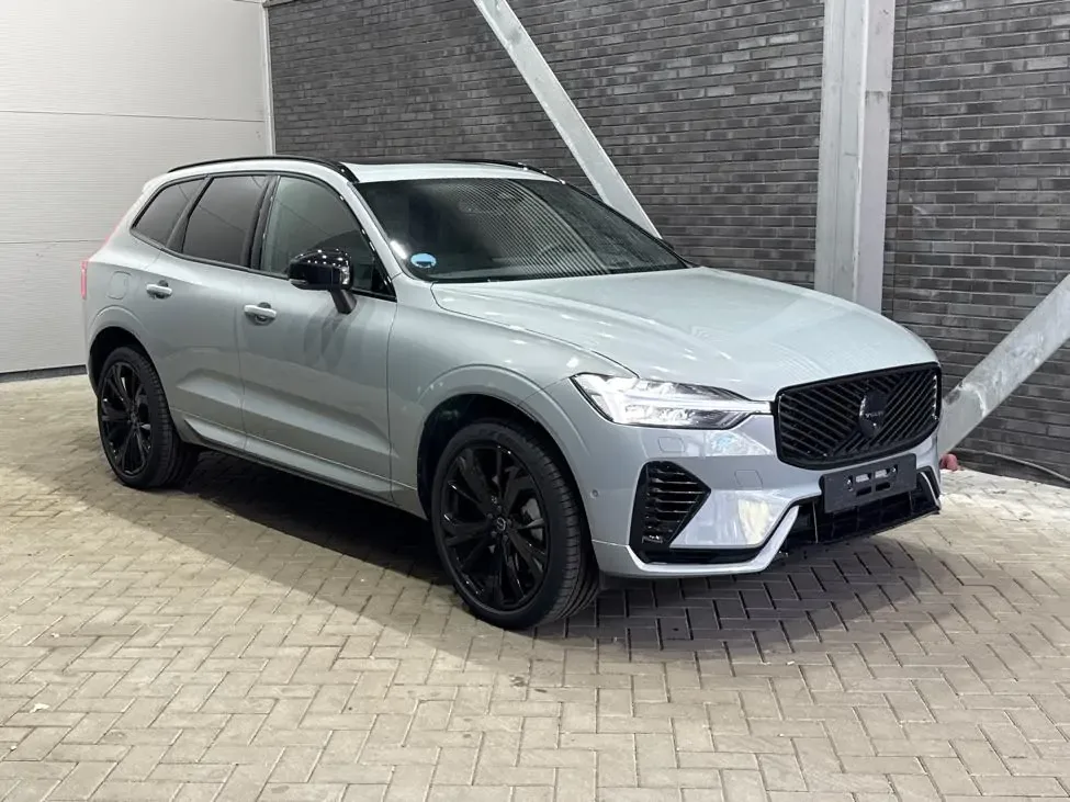 Volvo XC60 (2026) — foto 1
