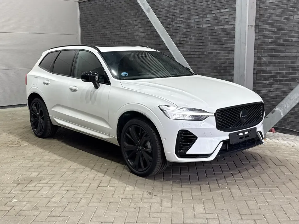 Volvo XC60 (2026) — foto 1