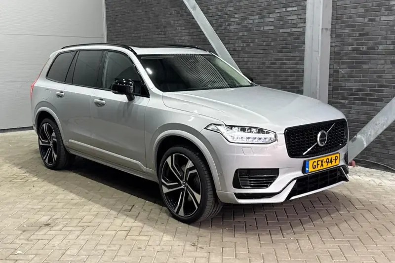 Volvo XC90 (2024)