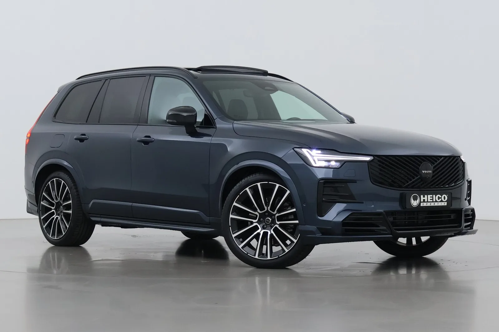 Volvo XC90 (2026) — foto 1
