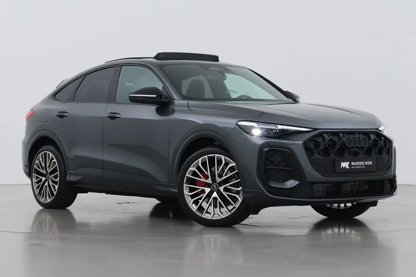 Audi Q5 Sportback (2026) — foto 1