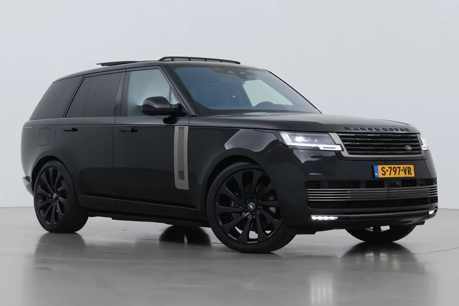Land Rover Range Rover (2022) — foto 1