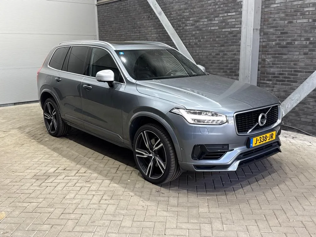 Volvo XC90 (2017) — foto 1