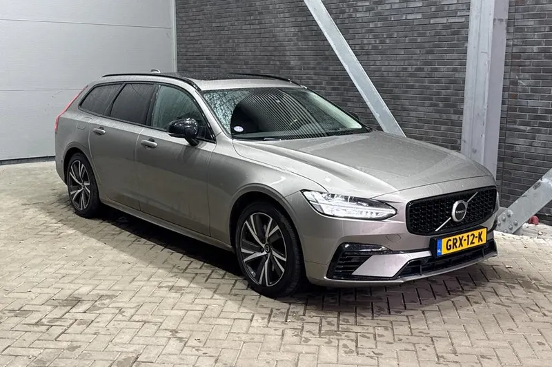 Volvo V90 (2020)