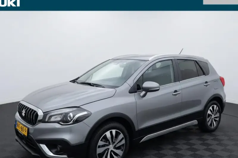 Suzuki S-Cross (2022)