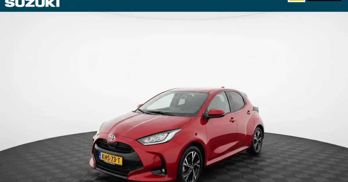 Toyota Yaris (2025) — foto 1