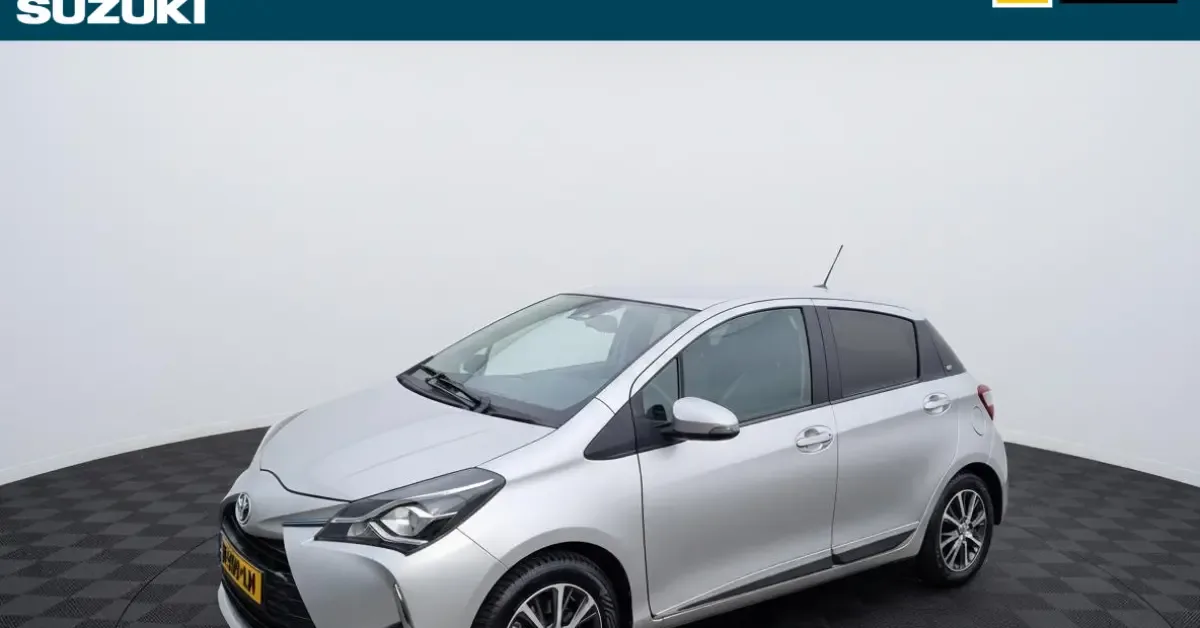 Toyota Yaris (2020) — foto 1