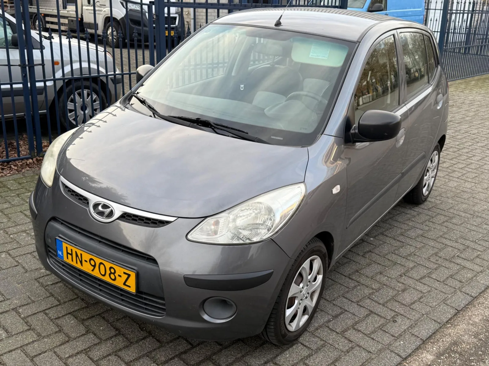 Hyundai i10 (2009) — foto 1