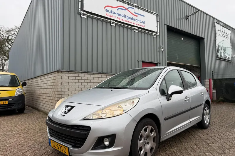 Peugeot 207 (2011)