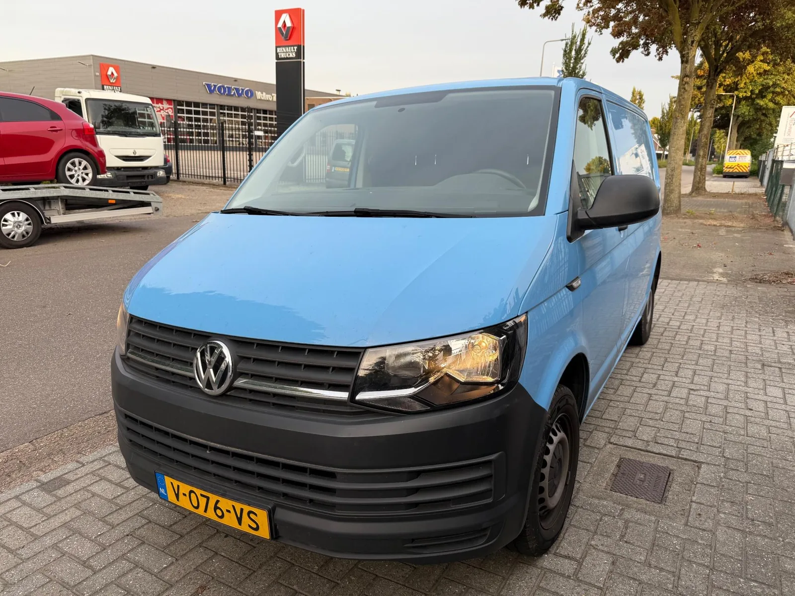 Volkswagen Transporter (2019) — foto 1