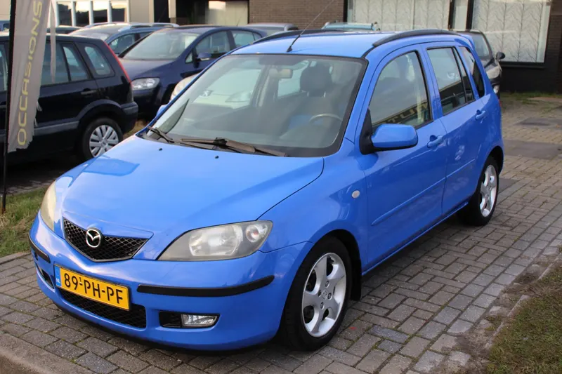 Mazda 2 (2004)