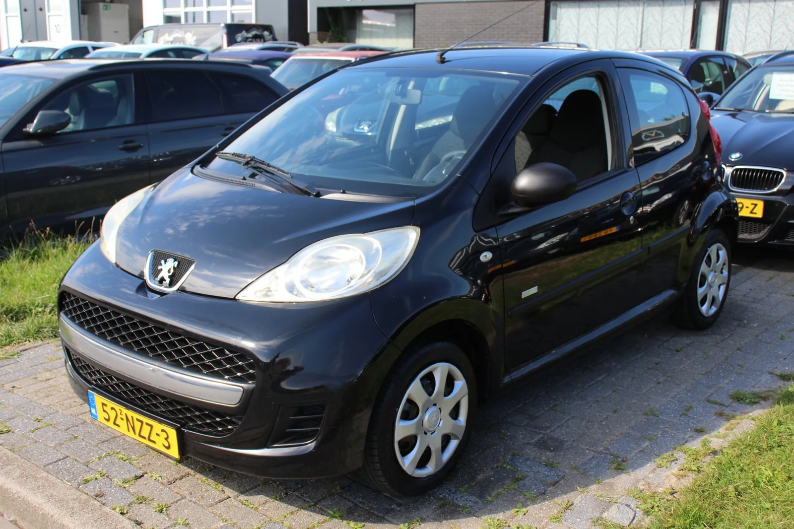 Peugeot 107 (2011) — foto 1