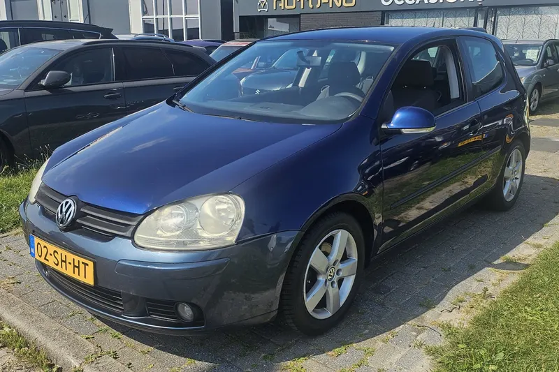 Volkswagen Golf (2006)