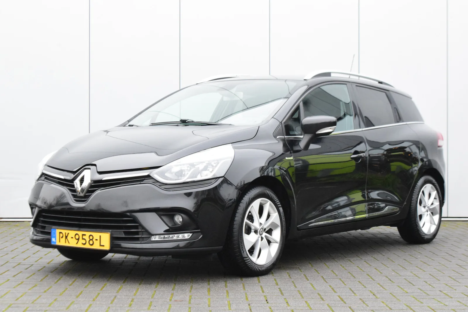Renault Clio (2017) — foto 1