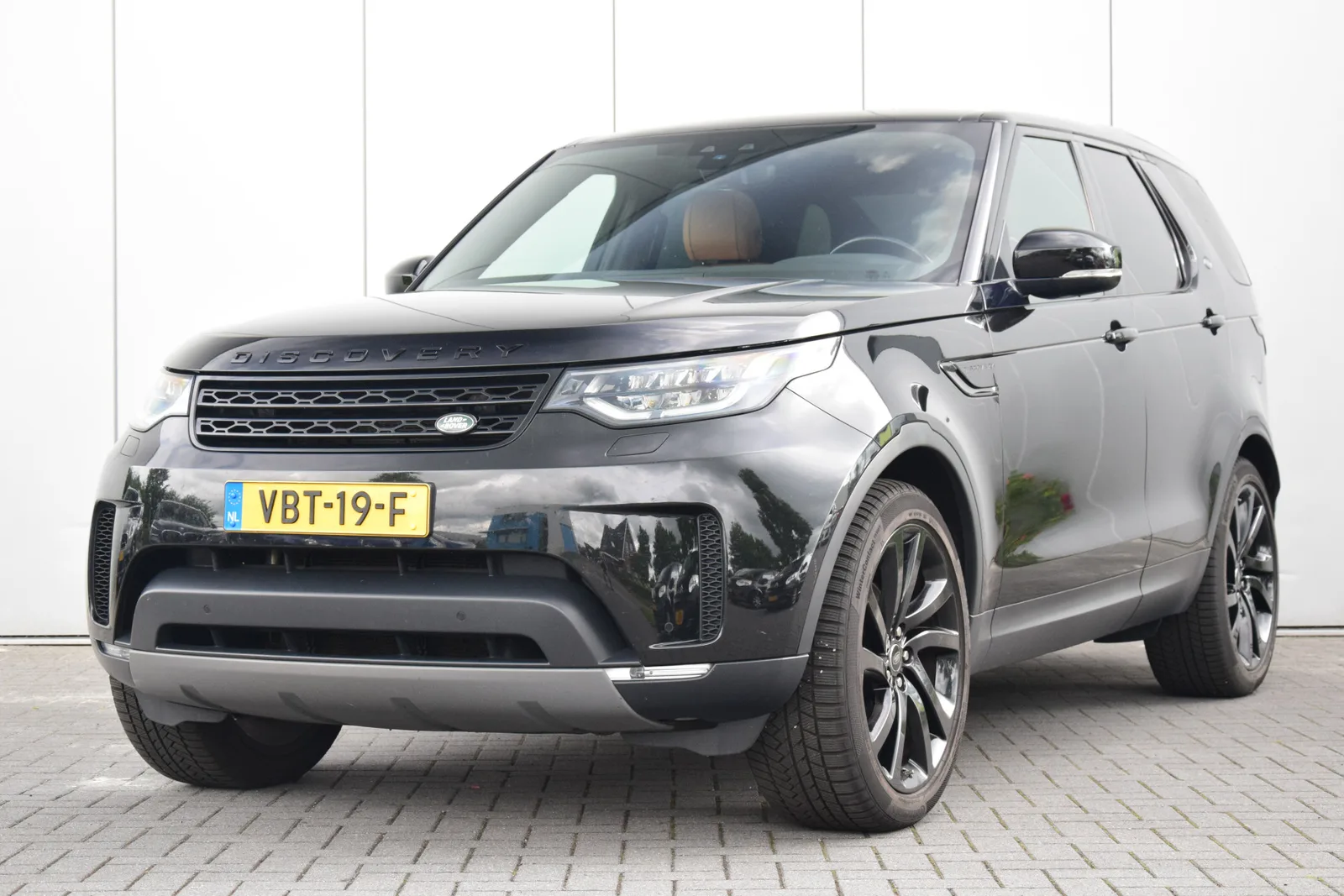 Land Rover Discovery (2019) — foto 1