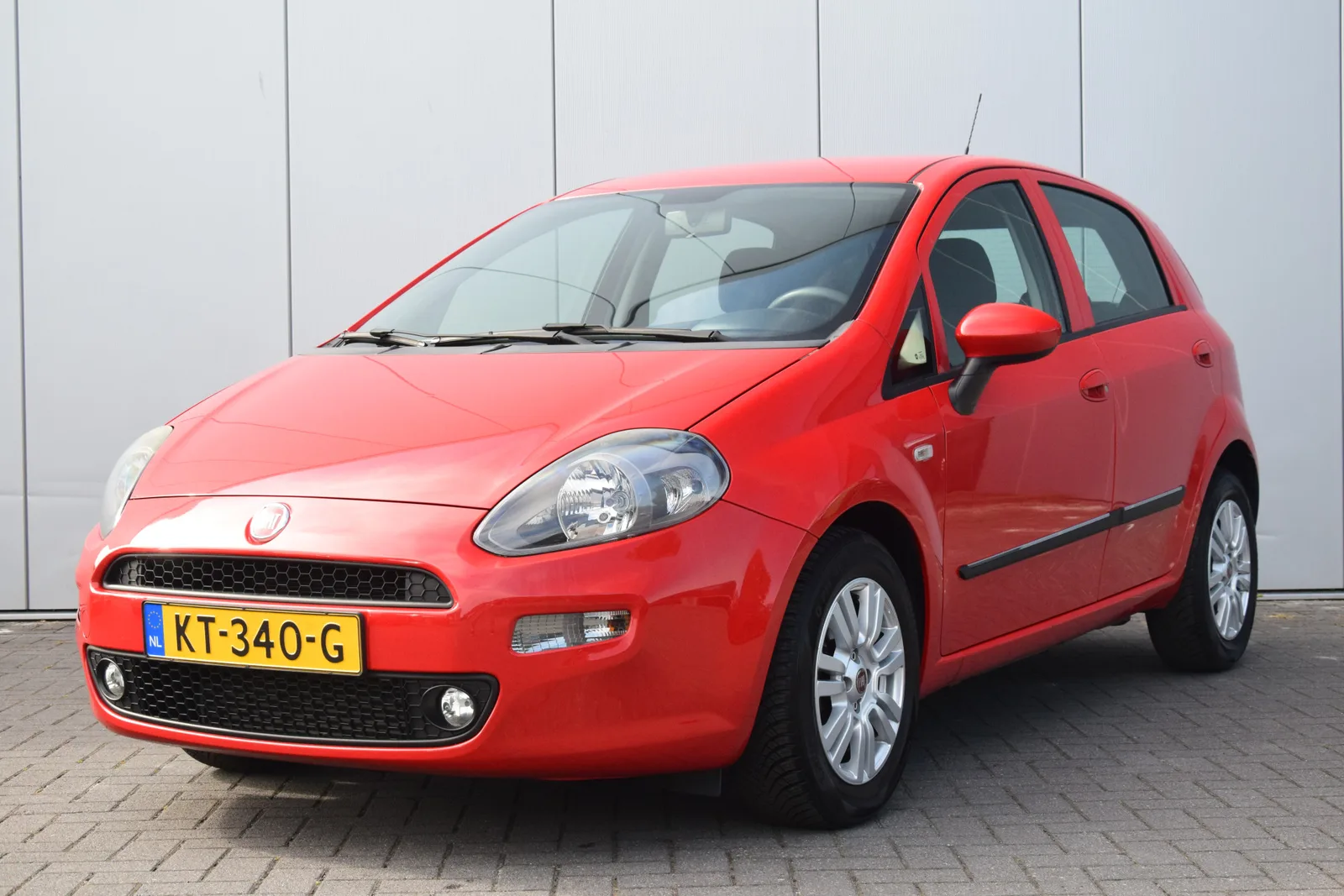Fiat Punto (2016) — foto 1