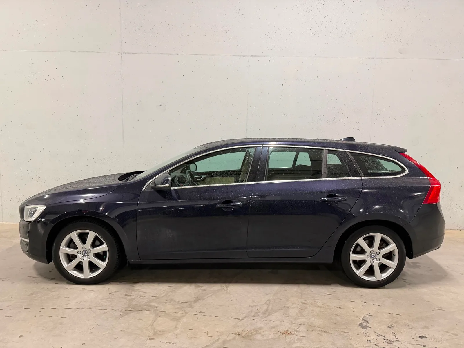 Volvo V60 (2017) — foto 1