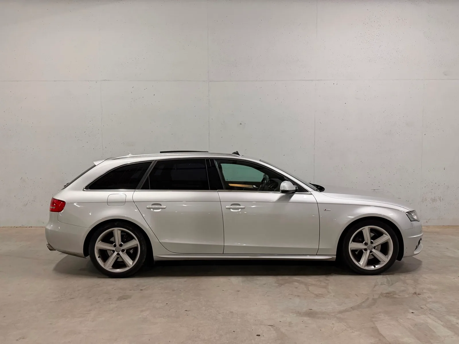 Audi A4 (2009) — foto 1