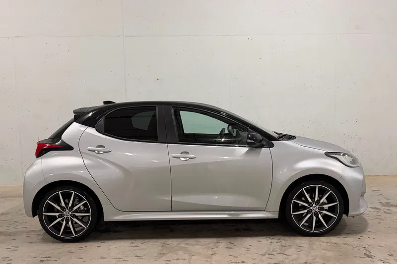 Toyota Yaris (2025)