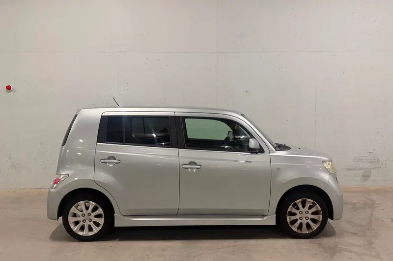 Daihatsu Materia (2007)