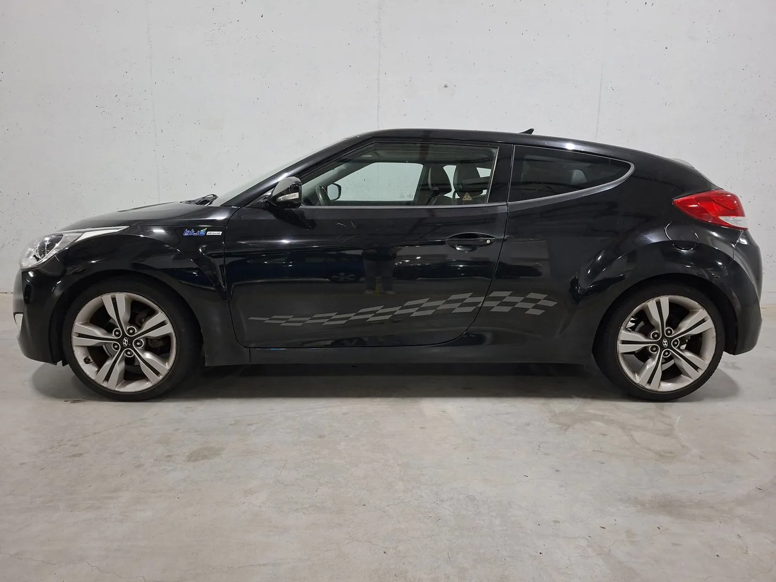 Hyundai Veloster (2011) — foto 1
