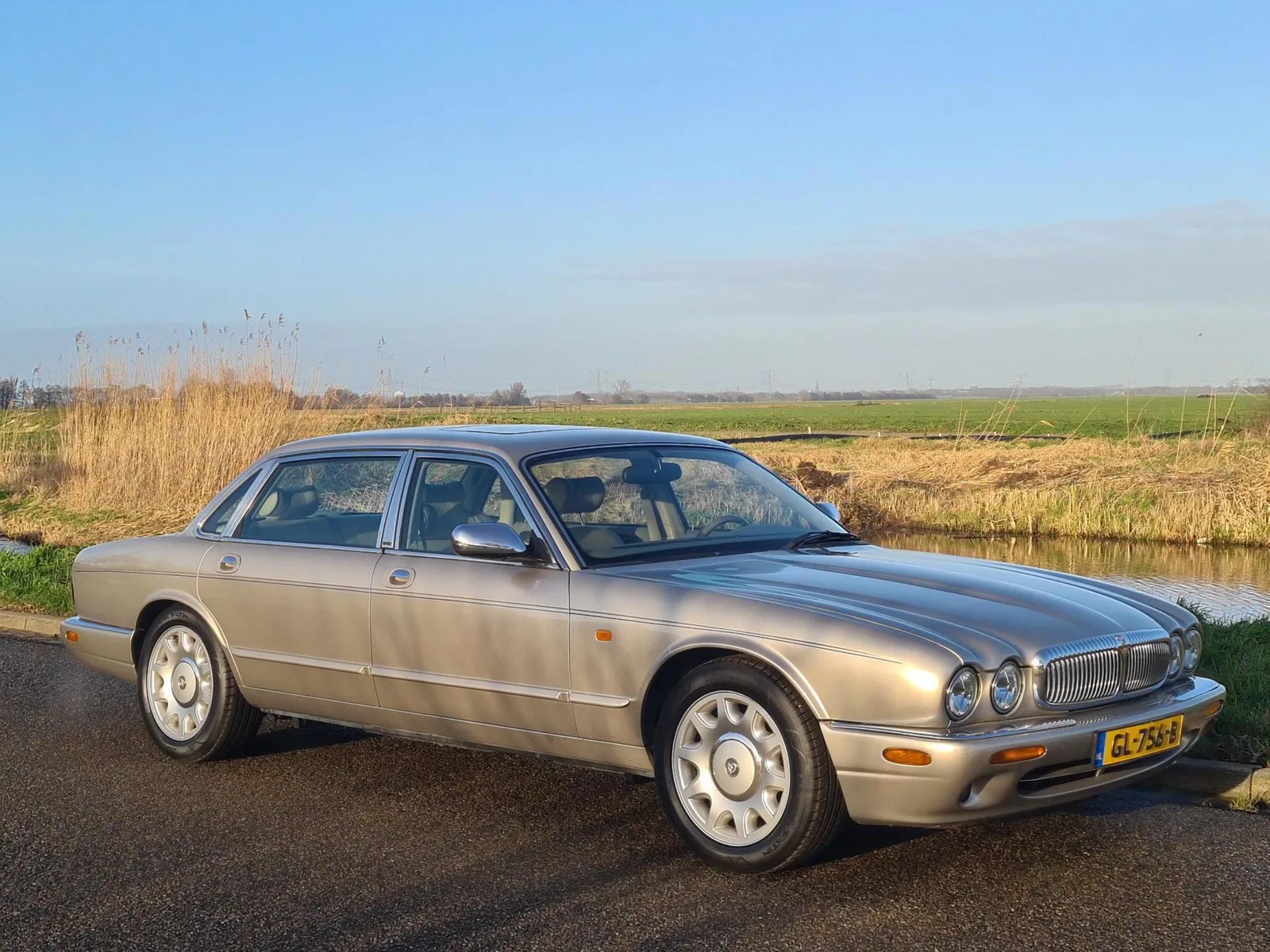 Daimler Super Eight (1998) — foto 1