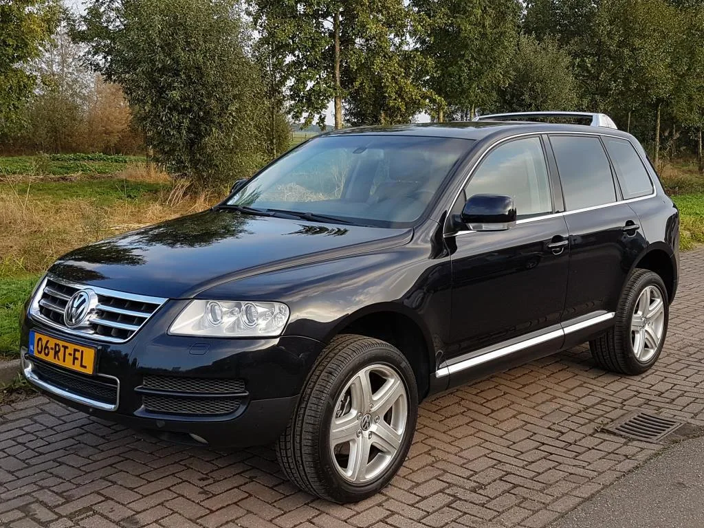 Volkswagen Touareg (2005) — foto 1