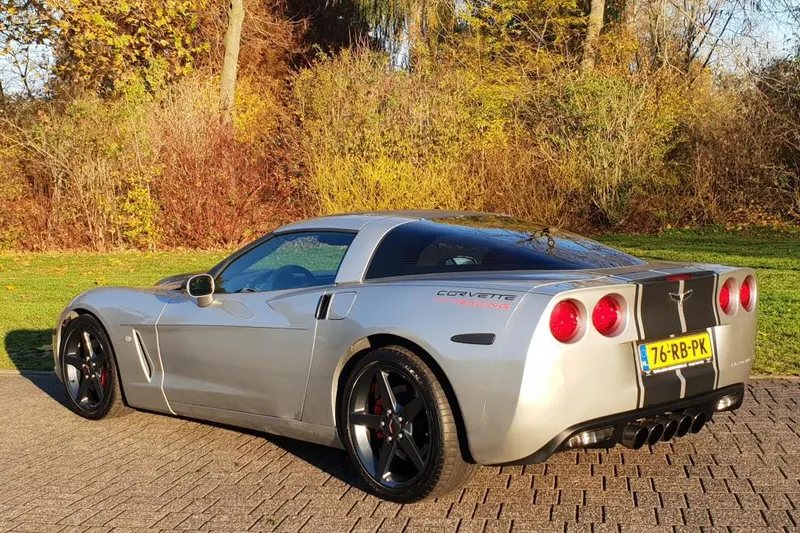 Chevrolet Corvette (2005)