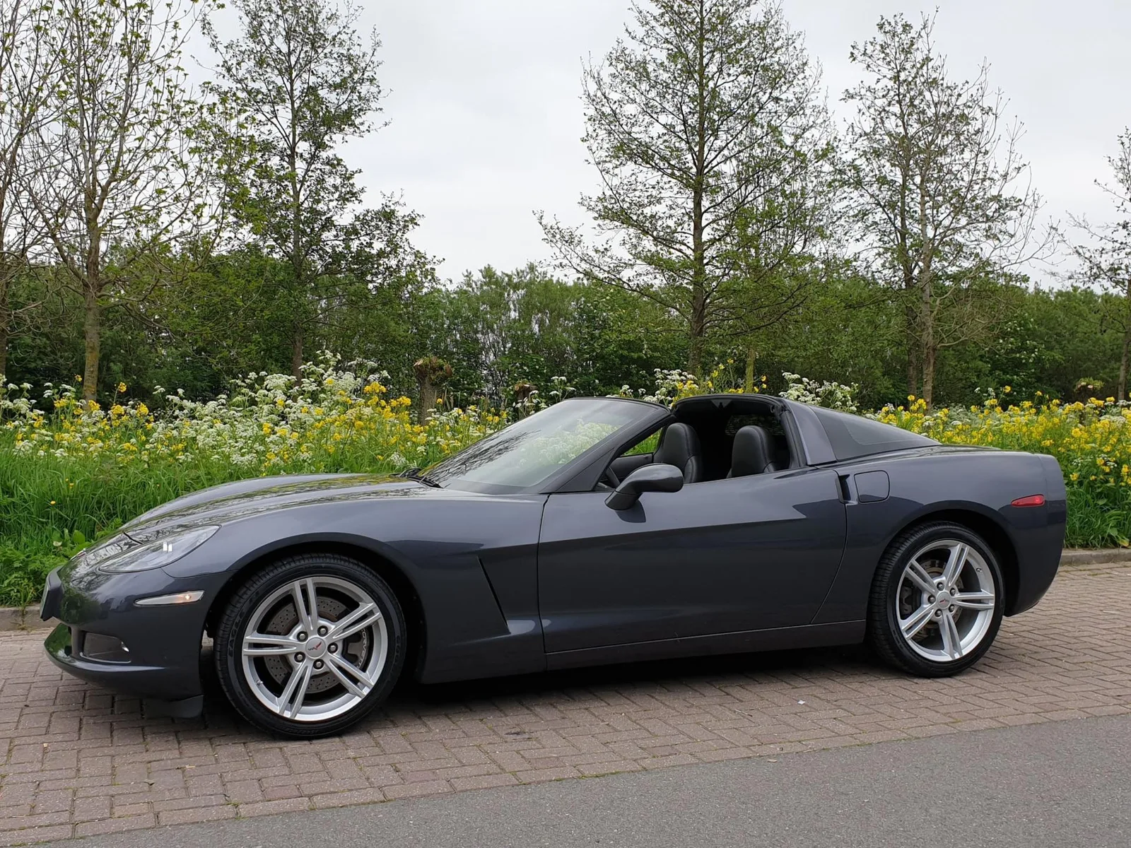 Chevrolet Corvette (2009) — foto 1