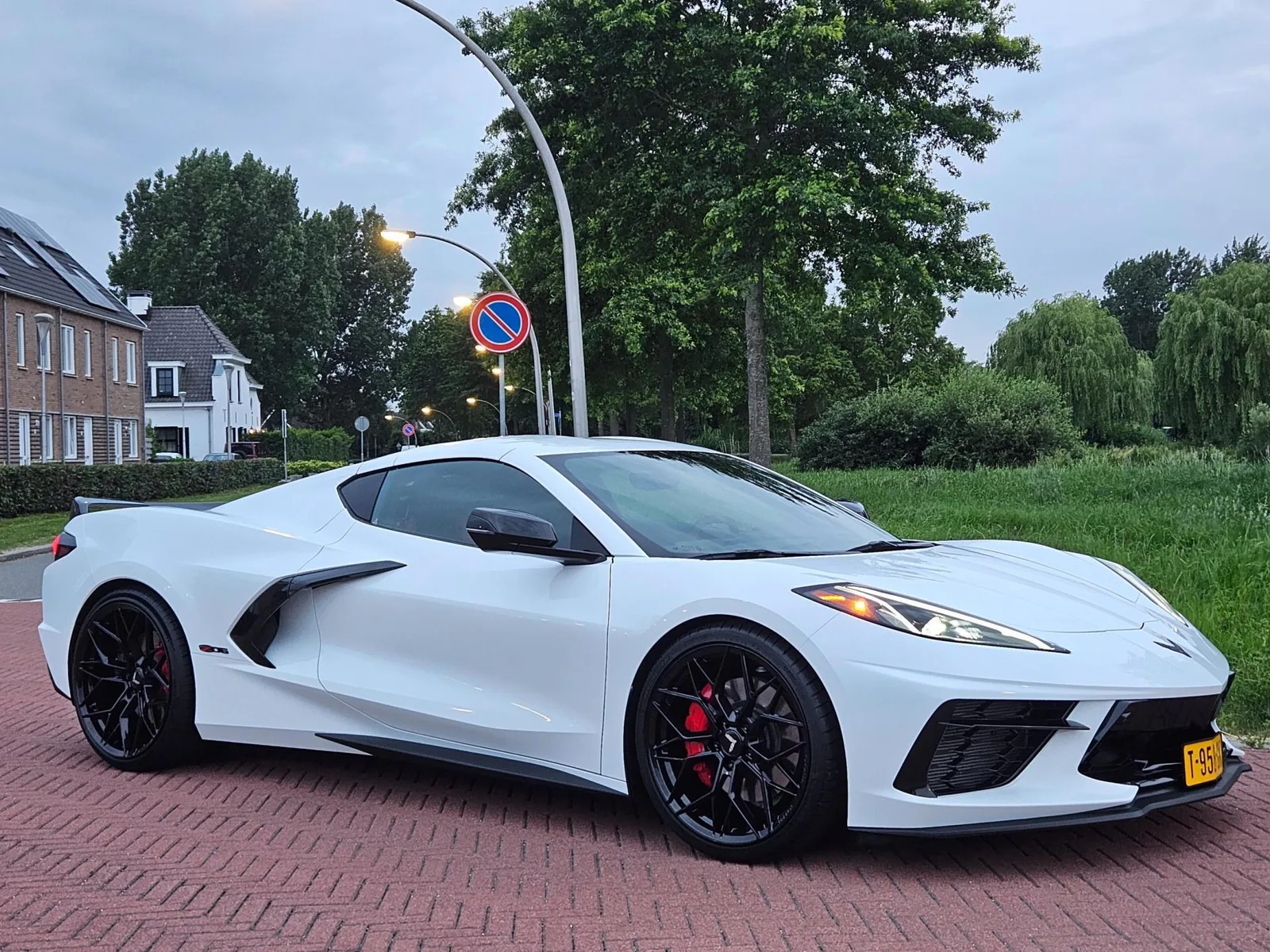 Chevrolet Corvette (2020) — foto 1