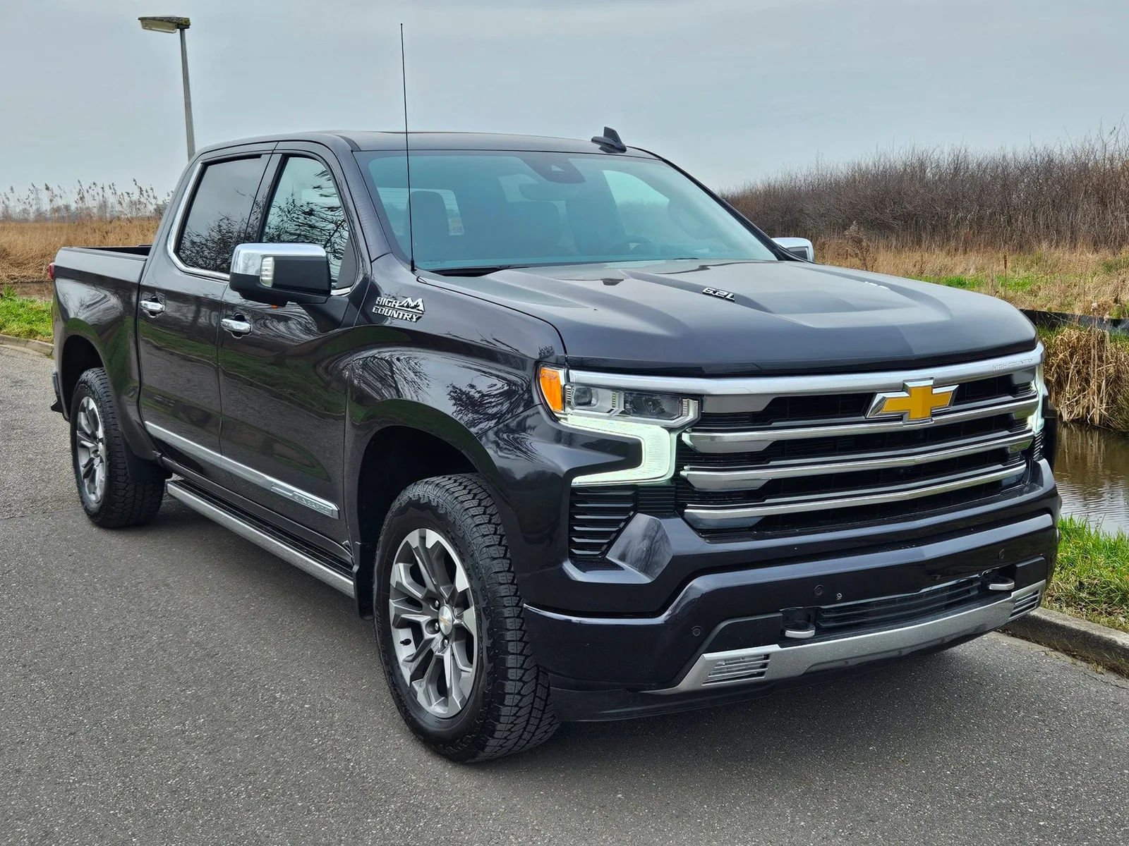 Chevrolet Silverado (2024) — foto 1