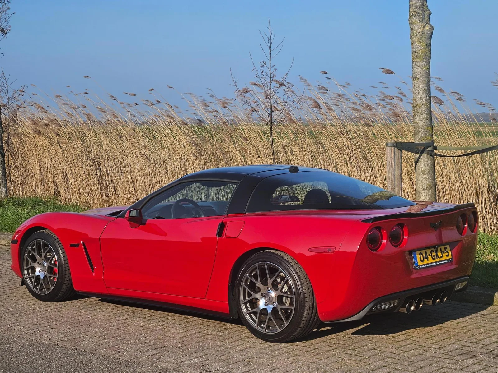 Chevrolet Corvette (2005) — foto 1