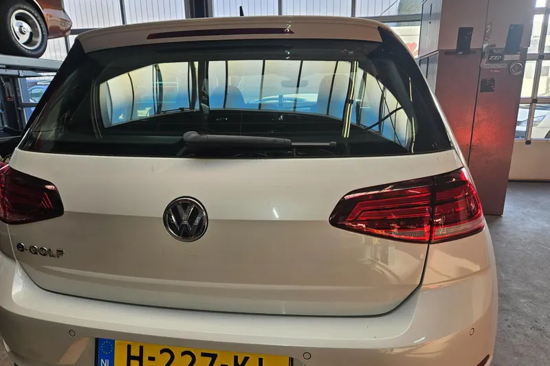 Volkswagen e-Golf (2020)