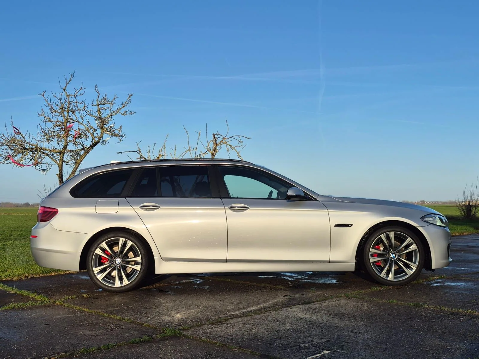 BMW 5-Serie (2014) — foto 1