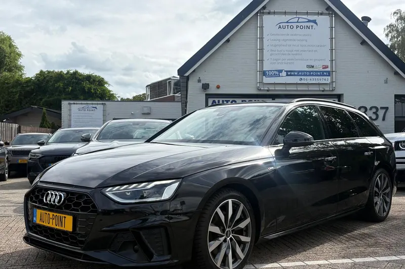Audi A4 (2022)